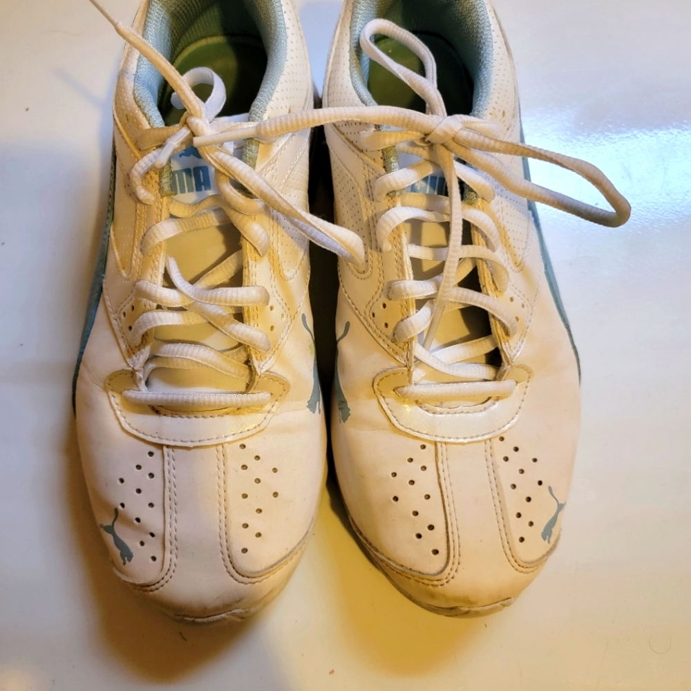 Puma Sneakers